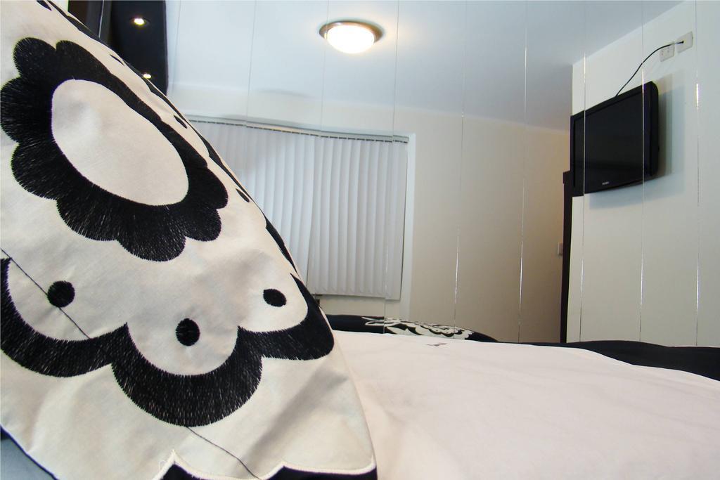 Hostal Media Luna 特鲁希略 外观 照片